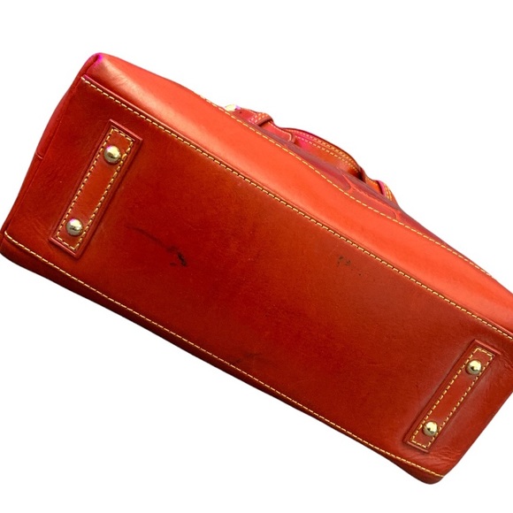 EUC  Dooney & Bourke Red Croc-embossed Leather - Picture 6 of 7